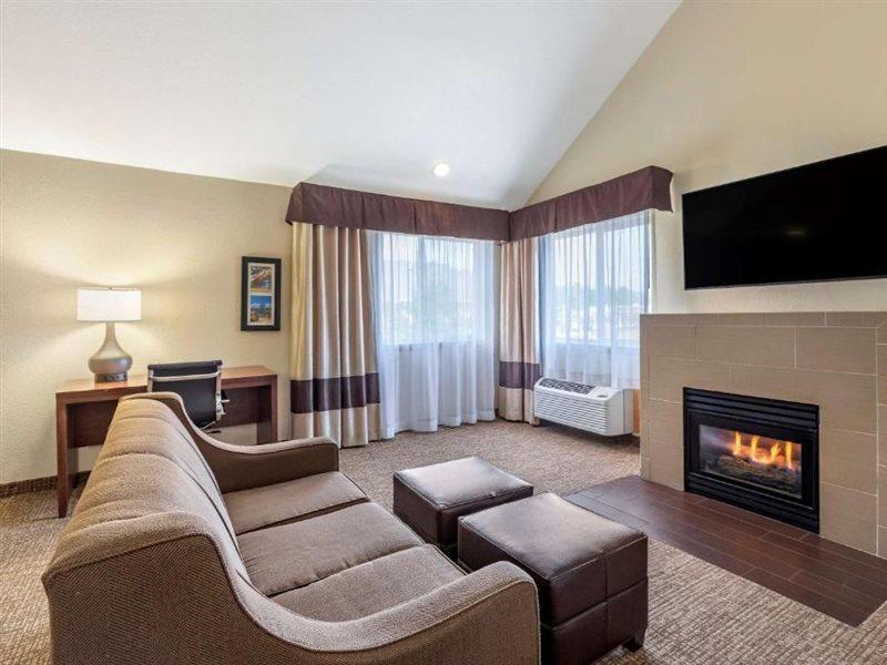 Comfort Inn & Suites Greeley Eksteriør billede