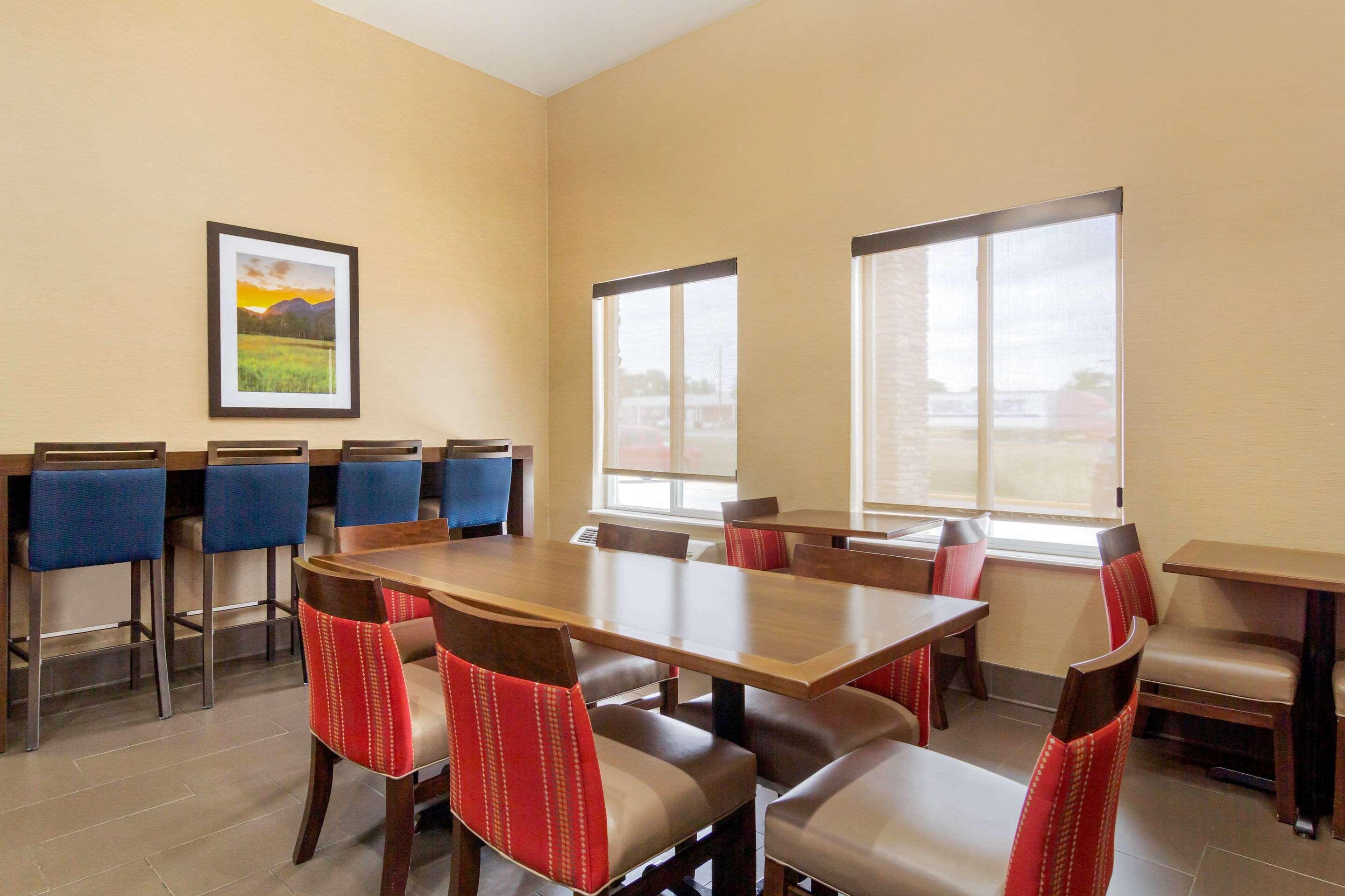 Comfort Inn & Suites Greeley Eksteriør billede