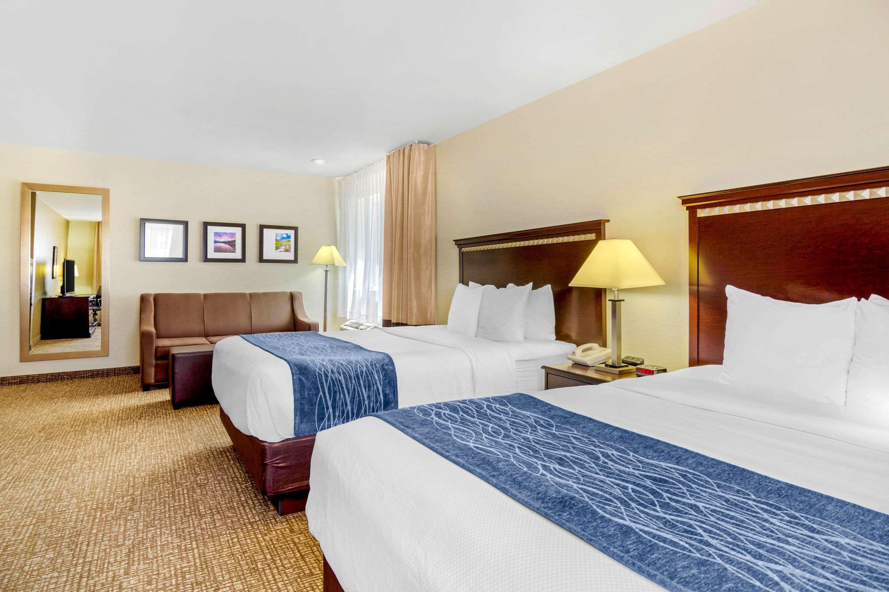 Comfort Inn & Suites Greeley Eksteriør billede