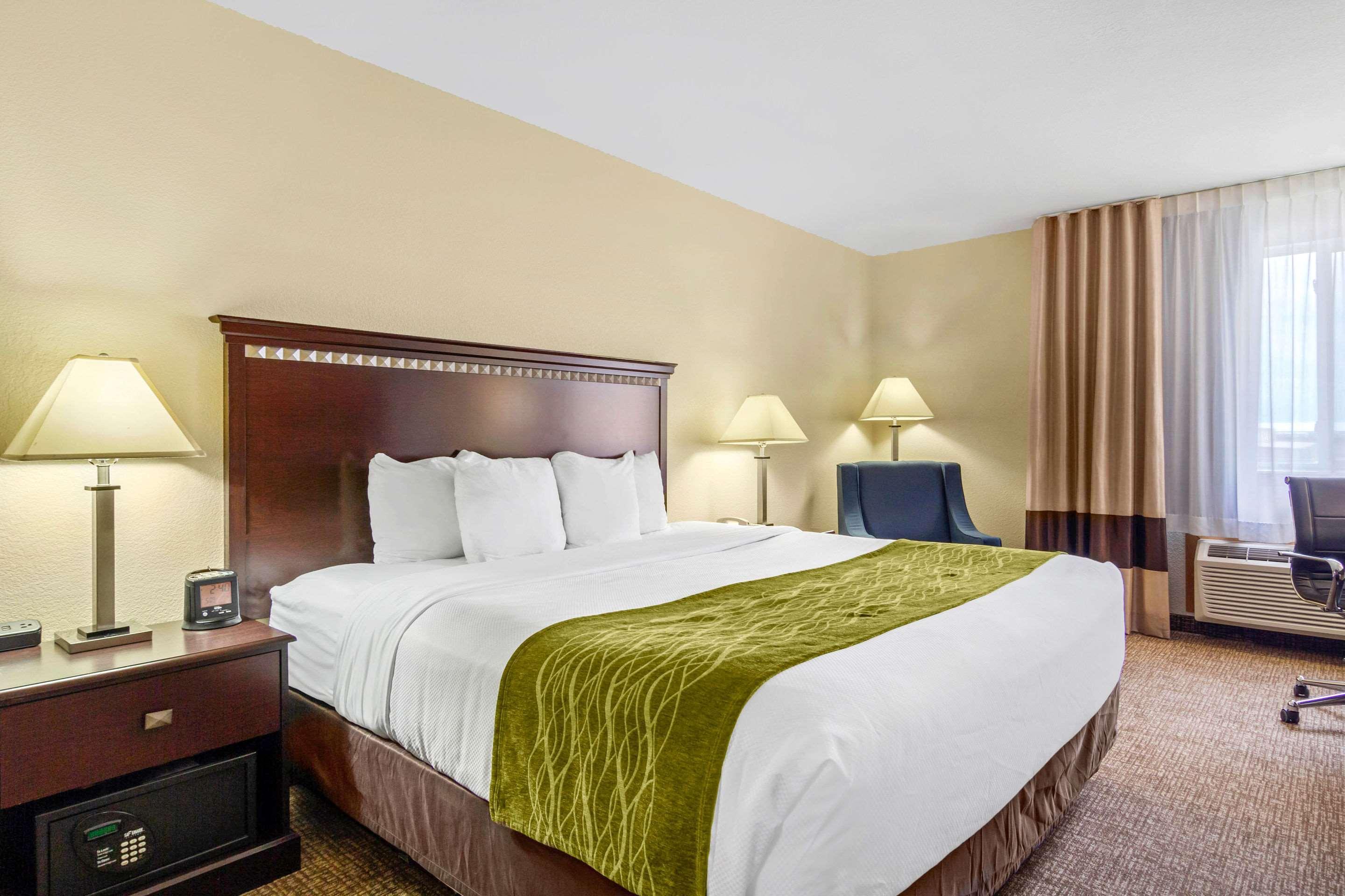 Comfort Inn & Suites Greeley Eksteriør billede