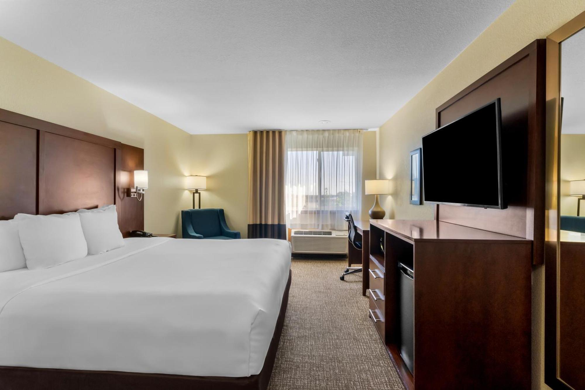 Comfort Inn & Suites Greeley Eksteriør billede